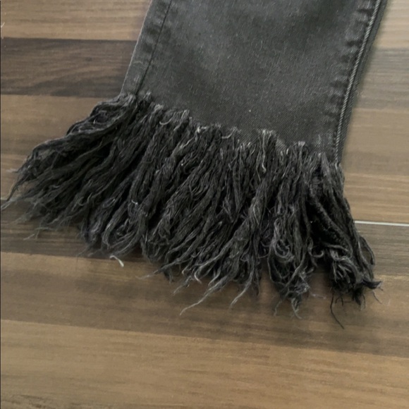 AE Hi-Rise Jegging Crop Frayed Bottoms - Picture 7 of 7